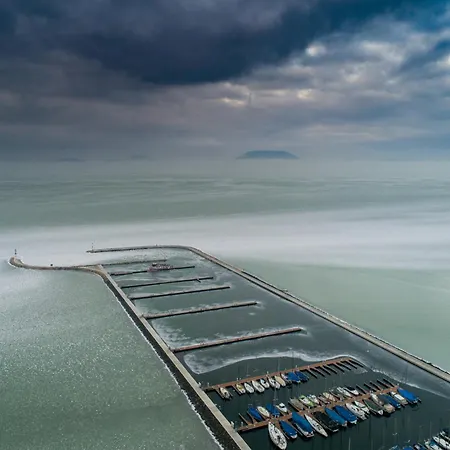 In 38062 דירה Balatonberény